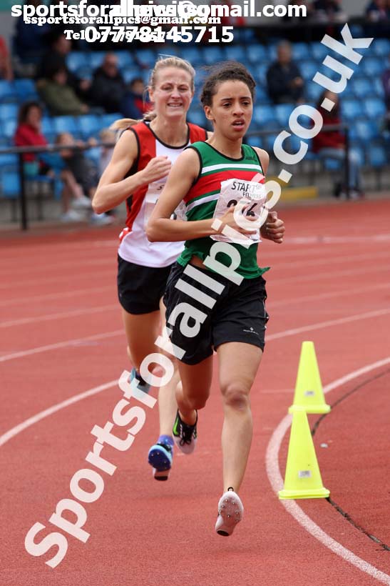 Senior womens 800 metres, Northern Senior and Under-20s Champs., SportsCity, Manchester. Photo: David T. Hewitson/Sports for All Pics